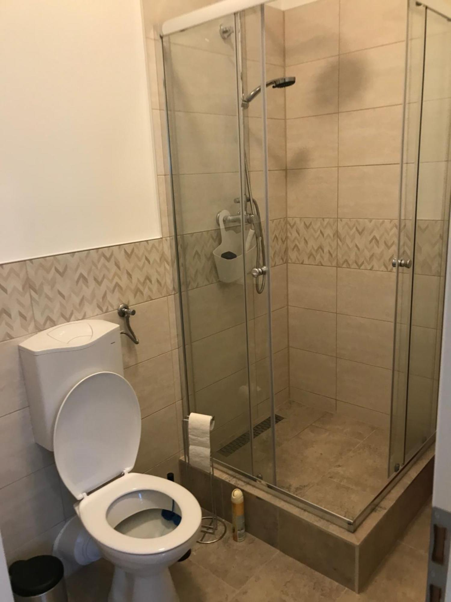 A Lovley Newly Decorated Fully Equipped Walking Distance To The Park Where Will Find The World Famous Szechenyi Thermal Bath Spa, Museums , And The Capital Circus , Ac, Smart Tv, High Speed Internet Apartmán Budapešť