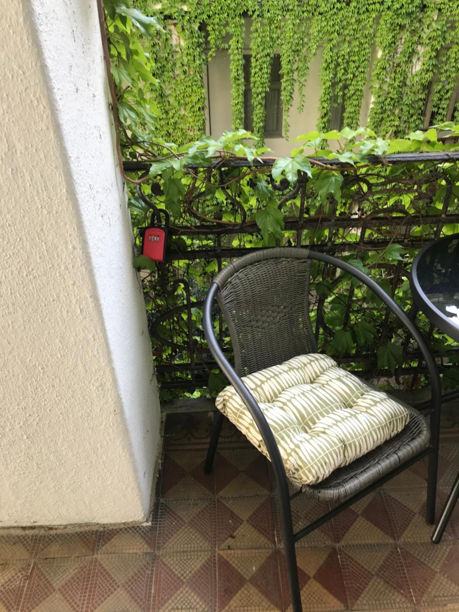 A Lovley Newly Decorated Fully Equipped Walking Distance To The Park Where Will Find The World Famous Szechenyi Thermal Bath Spa, Museums , And The Capital Circus , Ac, Smart Tv, High Speed Internet Апартаменты